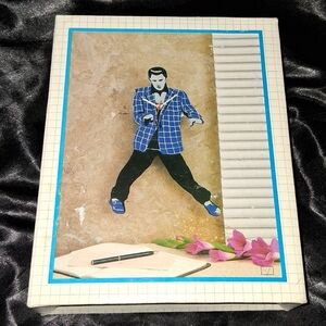 90s Elvis Dancing Clock Vintage Presley